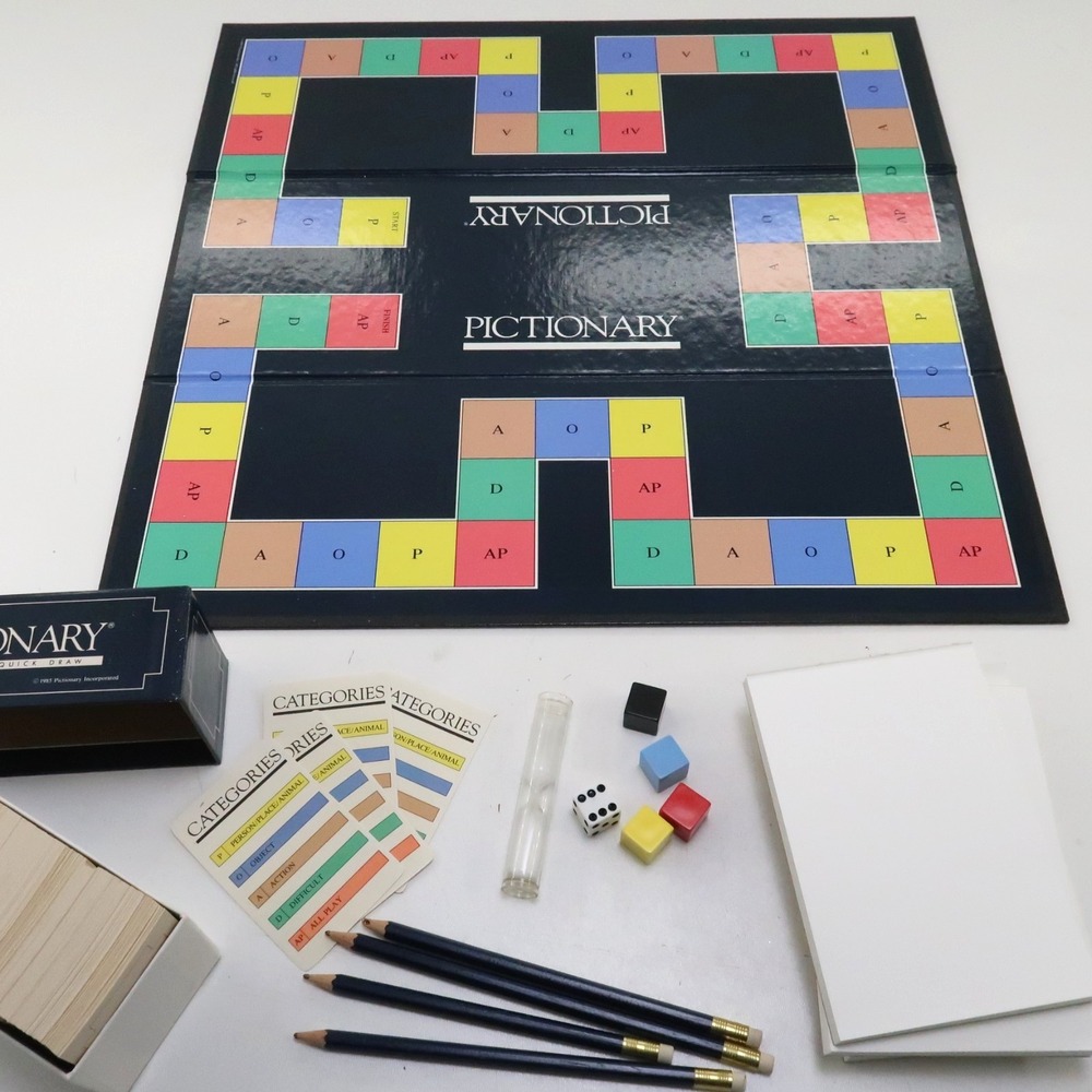 1985 Pictionary First Edition Board Game, 3 to 16 players Ready to play Complete